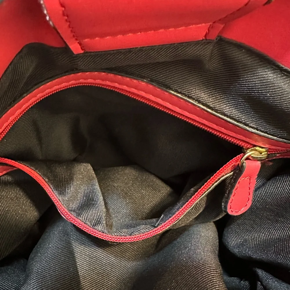 Merona Pink triple pocket shoulder purse with bow. - Picture 7 of 9